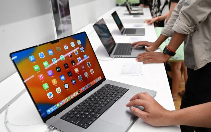 Apple nói gì khi tiếp tục ra mắt MacBook với RAM 8 GB
