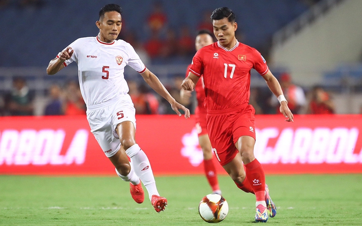 'Bóng đá Việt Nam cần có thời kỳ chuyển giao'