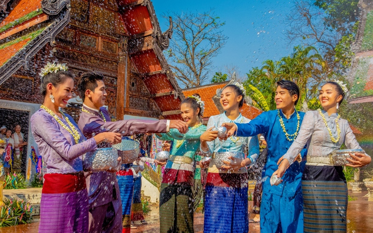 Chung vui lễ hội Songkran ở khắp Thái Lan