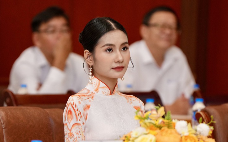 Hoa hậu gen Z Nguyễn Thanh Hà tiết lộ bí quyết tiết kiệm điện ngày nắng nóng
