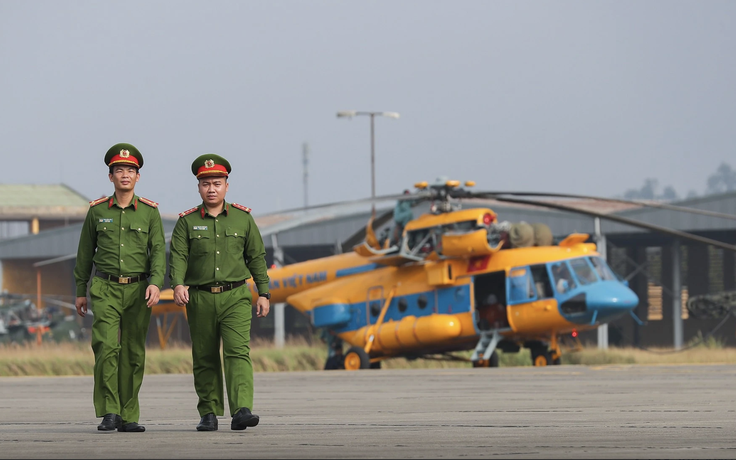 Lực lượng không quân thuộc Bộ Công an được trang bị tàu bay như thế nào?