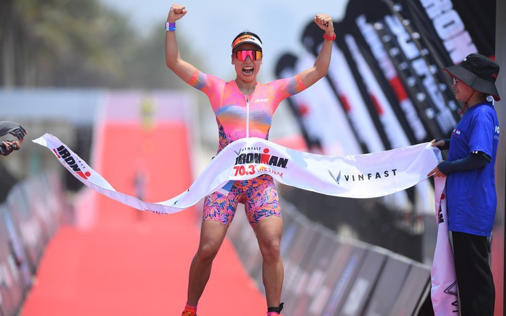 Hai VĐV nữ Việt Nam xuất sắc vào tốp 3 VinFast IRONMAN 70.3 mùa thứ 8