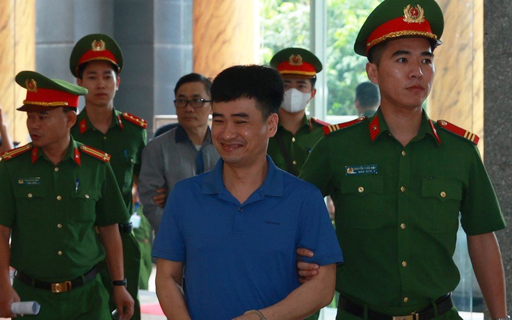 Tổng giám đốc Việt Á: 'Mong được giải đáp thắc mắc, đi tù cũng thoải mái hơn'