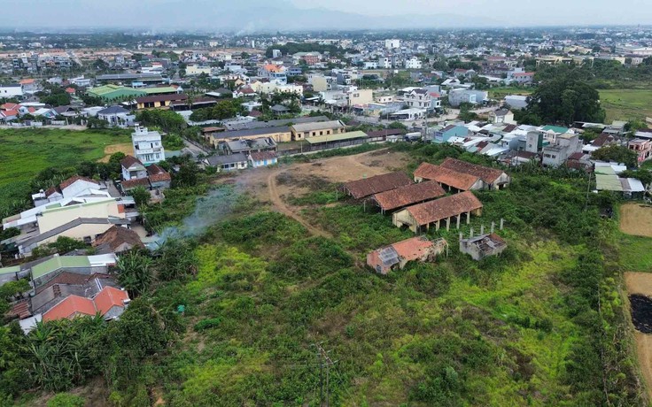 Hơn 2 ha nhà, đất trung tâm huyện bị bỏ hoang 12 năm