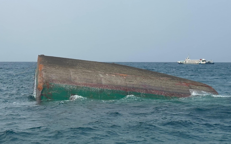Khởi tố vụ tàu kéo và sà lan bị chìm khiến 4 người chết, 5 người mất tích