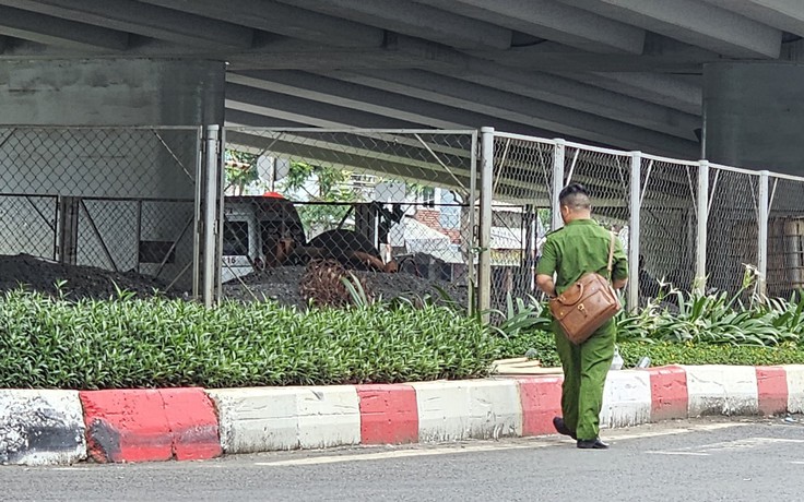 Phát hiện người đàn ông tử vong dưới dạ cầu vượt tỉnh lộ 10