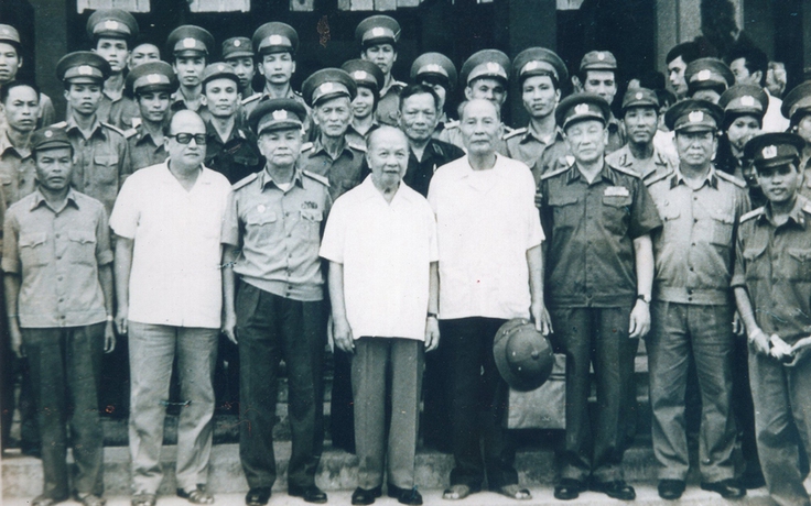 Võ Bẩm - Vị tư lệnh đầu tiên mở đường huyền thoại Trường Sơn: Bó hoa của Đại tướng Võ Nguyên Giáp