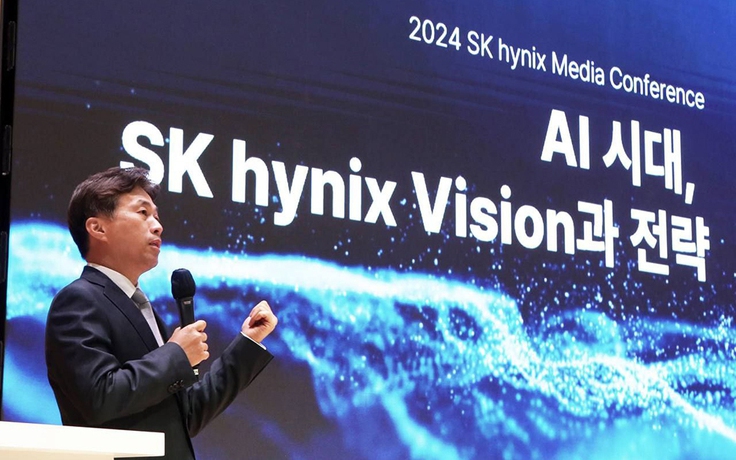 SK Hynix hé lộ ổ SSD 300 TB sẵn sàng cho kỷ nguyên AI