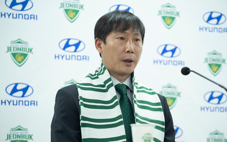 HLV Kim Sang-sik có thực sự là người bóng đá Việt Nam đang cần ?