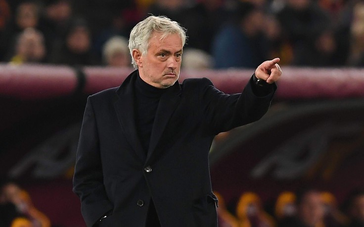 Liệu sẽ có cơ hội cho HLV Mourinho trở lại dẫn dắt CLB M.U?