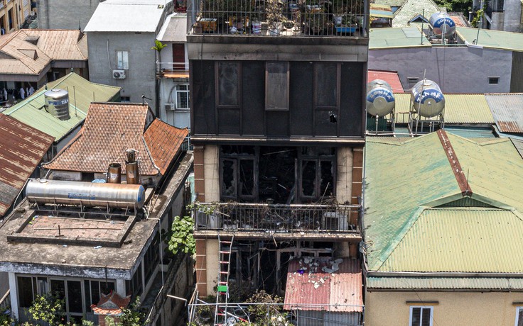 Hiện trường vụ cháy nhà 4 người tử vong ở Định Công Hạ