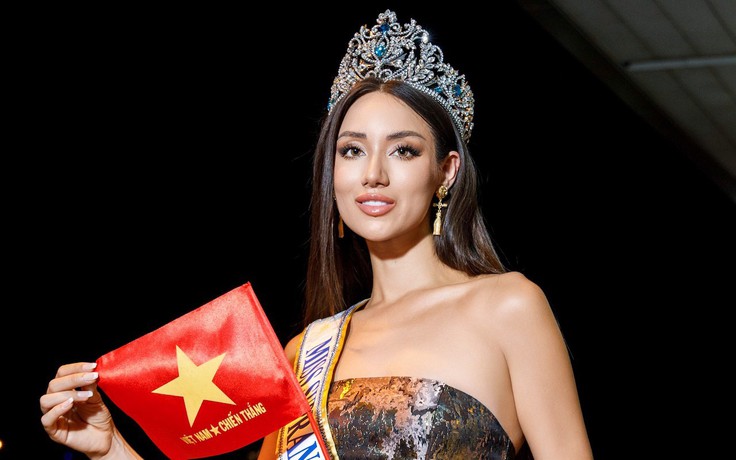 Trương Ngọc Ánh tiễn Lydie Vũ sang Ba Lan 'chinh chiến' Miss Supranational 2024
