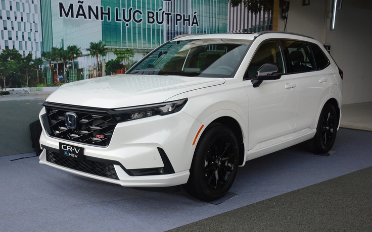 Honda CR-V e:HEV bị tước ngôi vương, người Việt mua sắm ô tô hybrid ngày càng nhiều