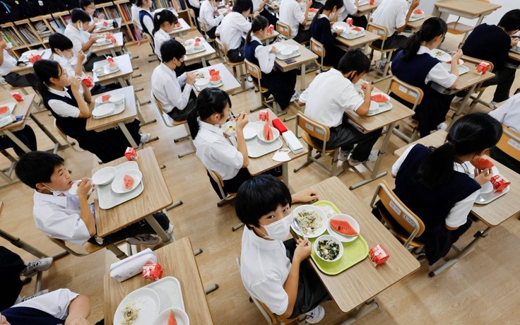 Nhật Bản: Tranh cãi việc học sinh tự đưa ra nội quy lớp