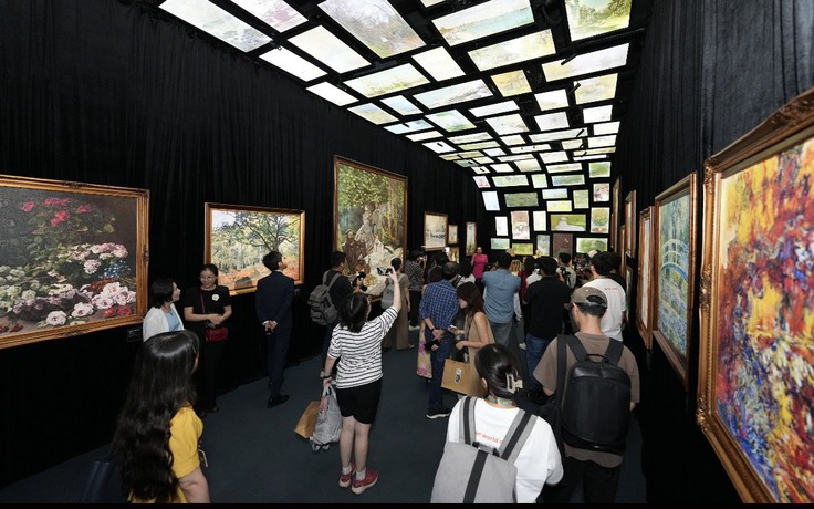 Độc đáo triển lãm tương tác đa giác quan Van Gogh & Monet Art Lighting Experience