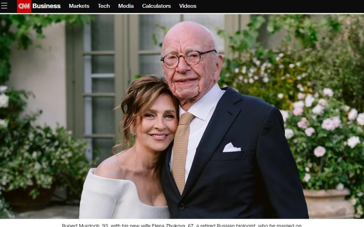 Tỉ phú 93 tuổi Rupert Murdoch cưới vợ lần 5