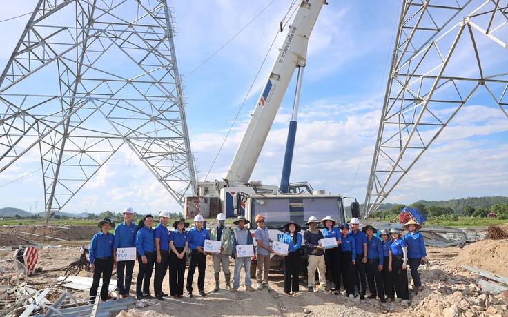Nghệ An lập 74 đội hình thanh niên hỗ trợ xây dựng đường dây 500 kV