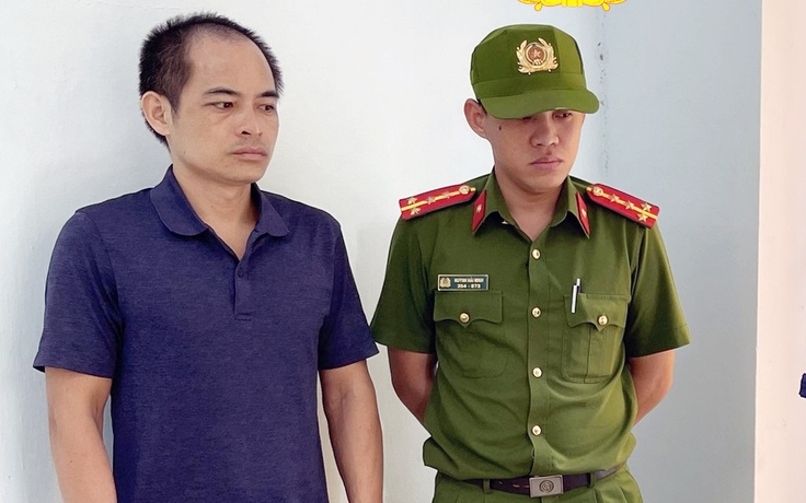 Lập công ty ‘ma’ buôn lậu loa, đồng hồ, quạt từ Pháp về Việt Nam