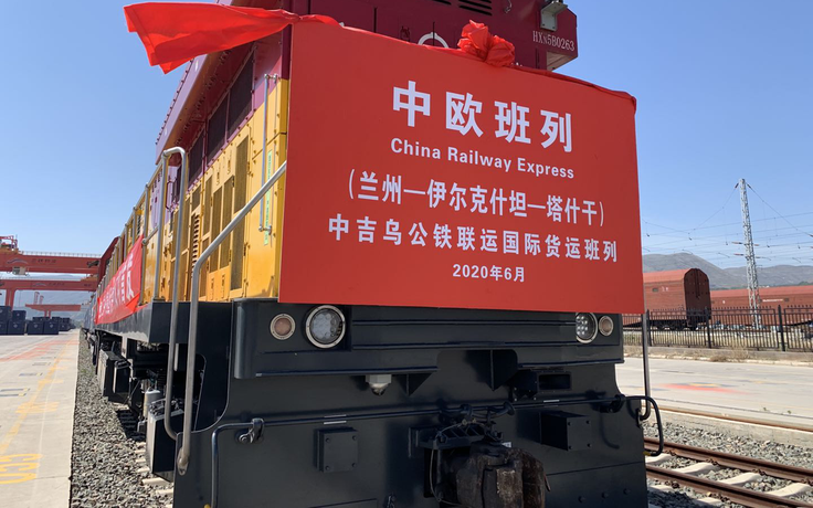 Trung Quốc ký thỏa thuận xây đường sắt với hai nước Trung Á