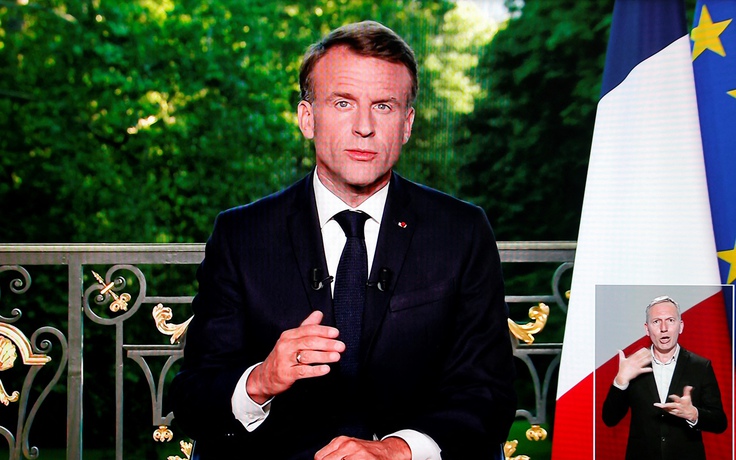 Tổng thống Pháp bất ngờ giải tán quốc hội, tổ chức bầu cử sớm