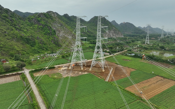Hoàn thành đóng điện đường dây 500 kV mạch 3 cung đoạn Thanh Hóa - Nam Định