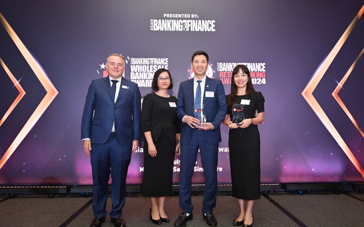 PVcomBank nhận 2 giải thưởng quốc tế từ tạp chí uy tín hàng đầu châu Á