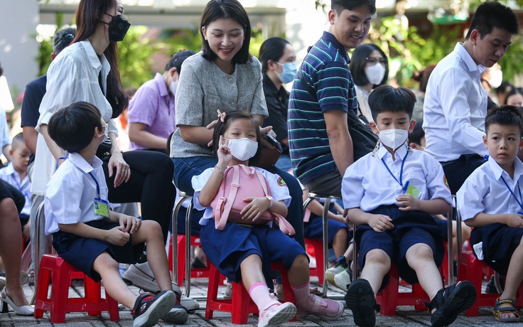 Phụ huynh hỏi: Học sinh được phép nghỉ học bao nhiêu buổi một năm?