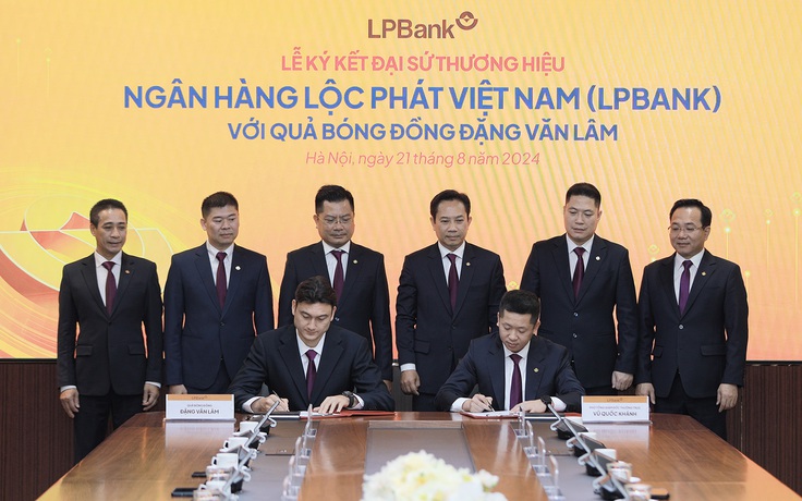 Thủ môn Đặng Văn Lâm được LPBank lựa chọn làm Đại sứ thương hiệu