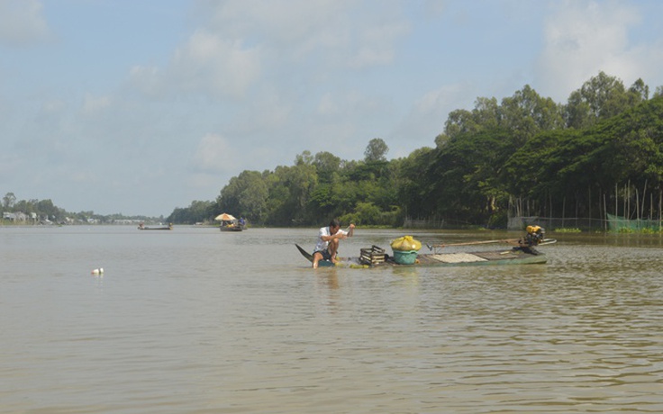 Mực nước lũ miền Tây vẫn thấp