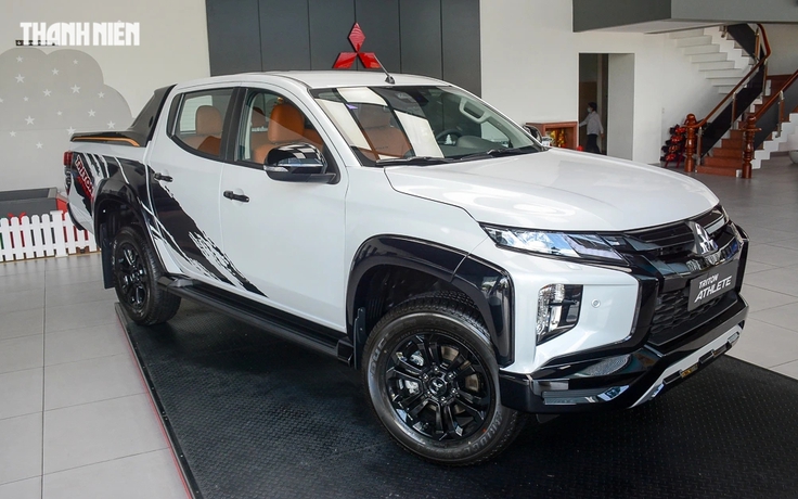 Mitsubishi Triton 'đại hạ giá' xả hàng, dọn kho cho thế hệ mới