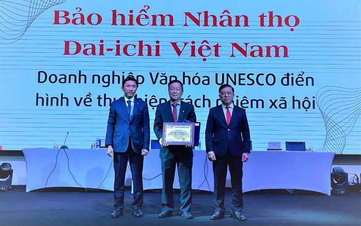 Dai-ichi Life Việt Nam vinh dự nhận giải thưởng lớn từ Liên hiệp các hội UNESCO