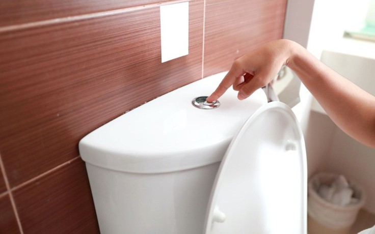 Ngày mới với tin tức sức khỏe: Vào toilet một lúc mới tiểu được, cảnh báo bệnh gì?