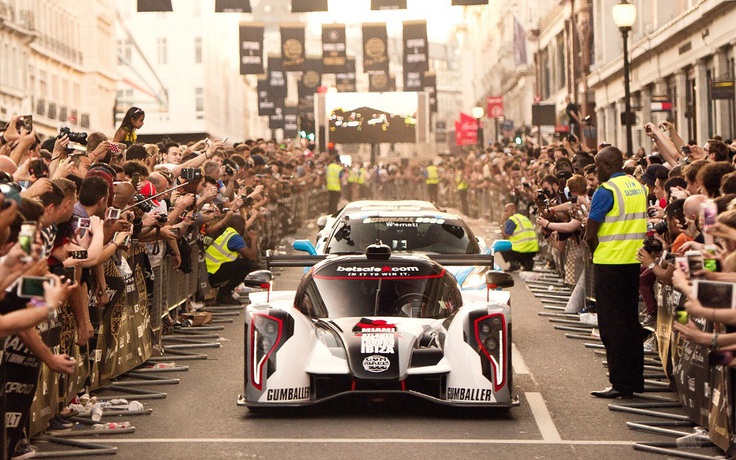 Hành trình siêu xe Gumball 3000 cắt hoạt động giải trí, gây quỹ hỗ trợ Việt Nam