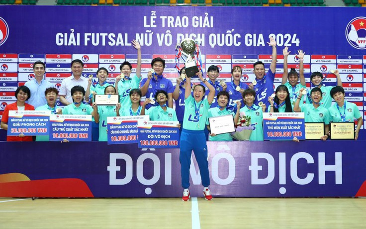 Những khoảnh khắc đẹp khép lại giải VĐQG futsal nữ 2024