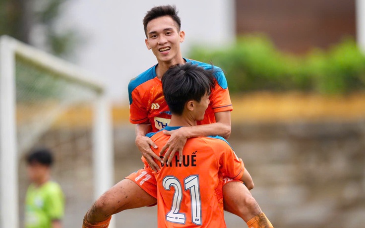 ĐH Huế 5-0 Trường ĐH SPKT Đà Nẵng: Giành vé play-off bằng chiến thắng mãn nhãn