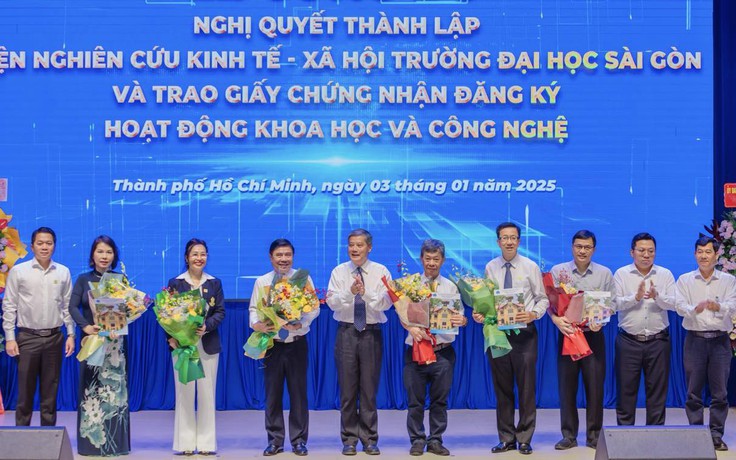 Ông Nguyễn Thành Phong làm chủ tịch hội đồng khoa học viện nghiên cứu trường đại học