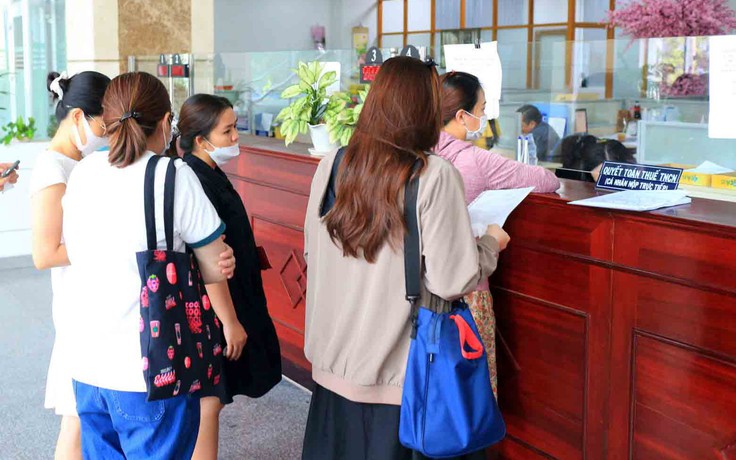 Không nên 'bắt' thuế thu nhập cá nhân chờ CPI