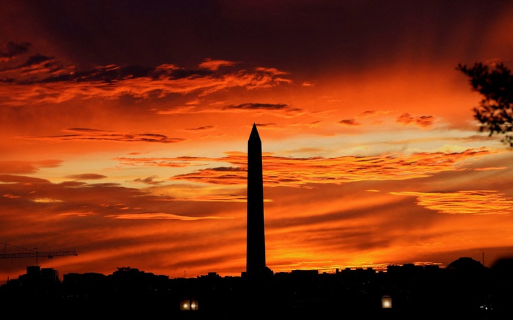 Ngân sách không được thông qua, chính phủ Mỹ đóng cửa từ trưa nay