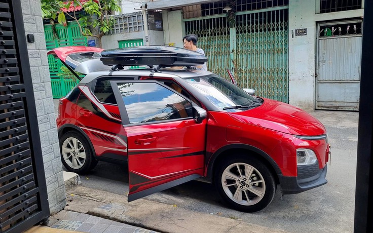 Gắn cốp nắp phi thuyền trên ô tô có ảnh hưởng đến vận hành?