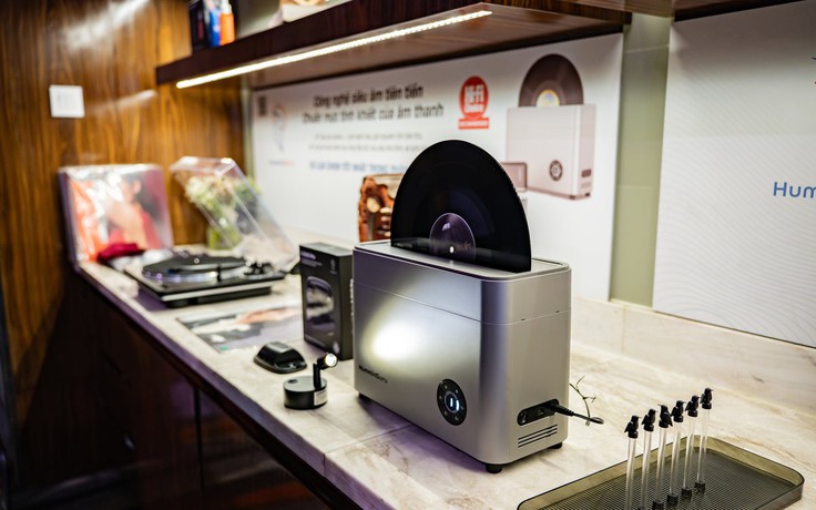 Triển lãm P.H.E Show 2025 chính thức khai mạc với nhiều công nghệ giải trí tại gia