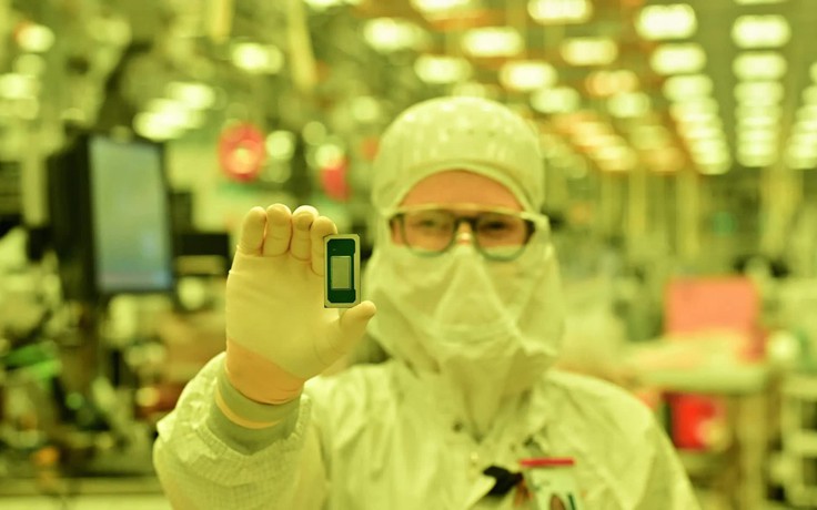 Intel hé lộ CPU 2nm Panther Lake mạnh mẽ