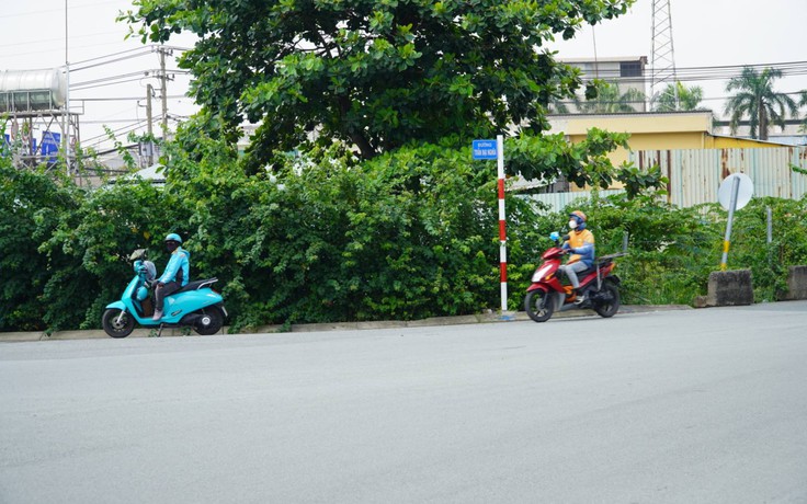 Làm nhân viên chính thức nhưng thu nhập ít hơn shipper