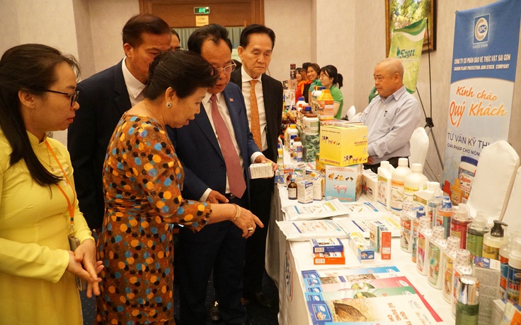 Phấn đấu đạt 20 tỉ USD từ thương mại song phương Việt Nam - Campuchia