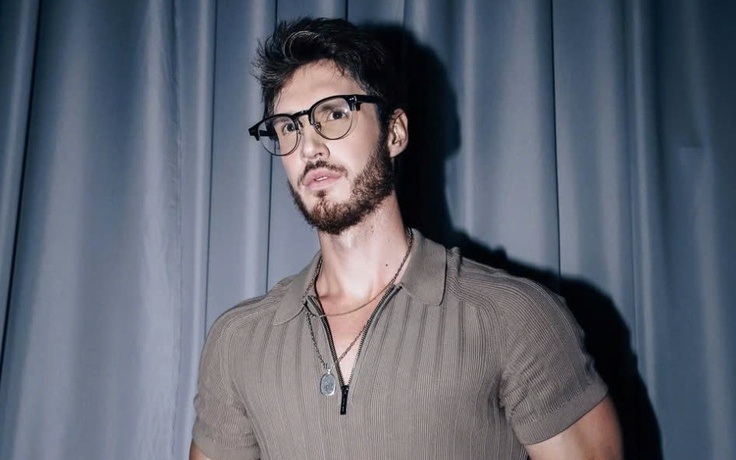 Nam diễn viên bị bắn chết khi đang lái xe