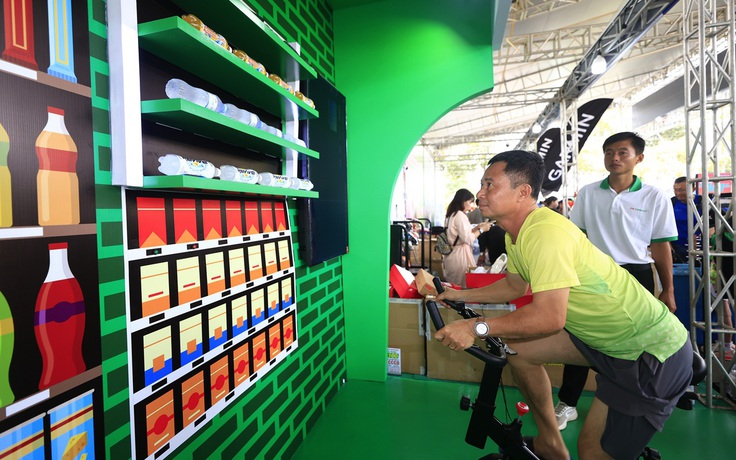 FE CREDIT truyền cảm hứng 'sống khỏe - tài chính chủ động' tại Marathon Đất Sen Hồng 2025