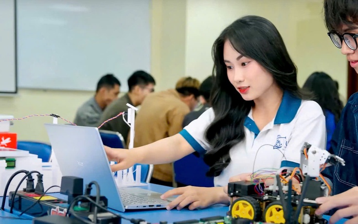 Cô gái xinh đẹp chinh phục giải thưởng Nữ sinh khoa học công nghệ