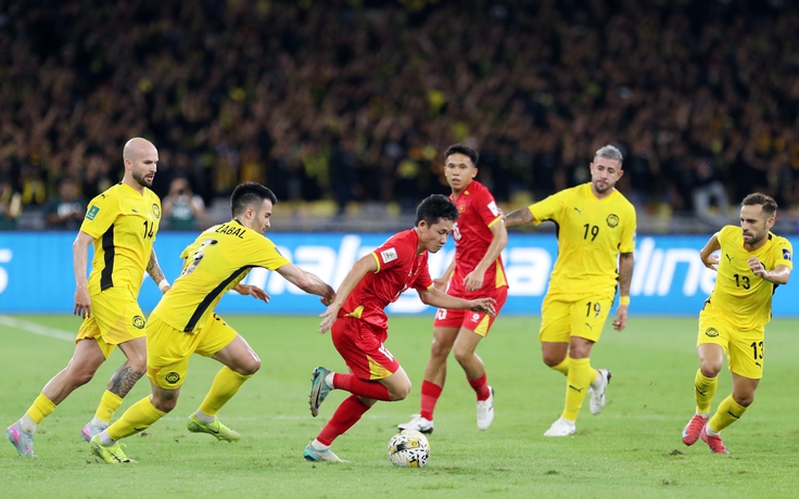 Có hay không môi giới bí ẩn 'làm giả' hồ sơ 7 cầu thủ nhập tịch Malaysia?