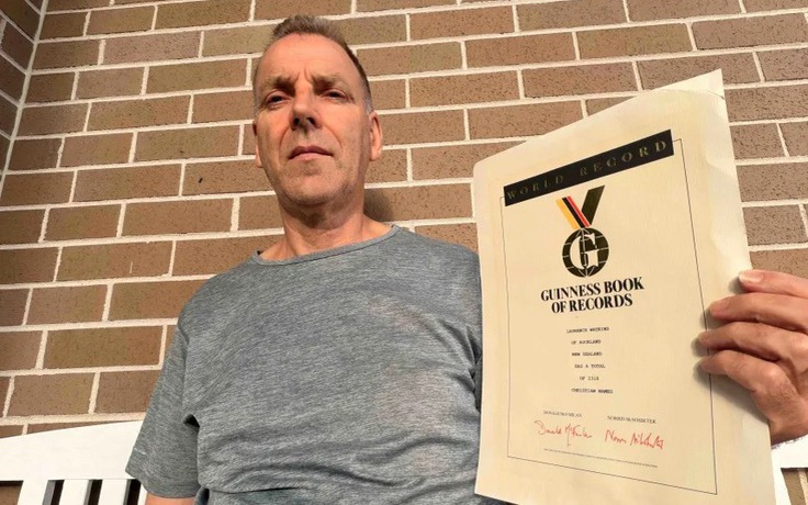 Người có tên dài nhất thế giới, đọc xong mất 20 phút