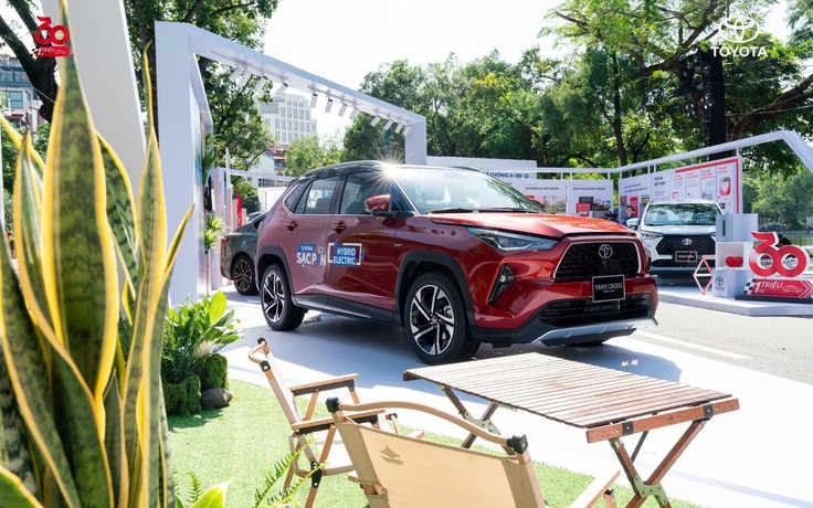 Toyota nối dài chuỗi thành tích thương hiệu ngoại bán chạy bậc nhất Việt Nam 