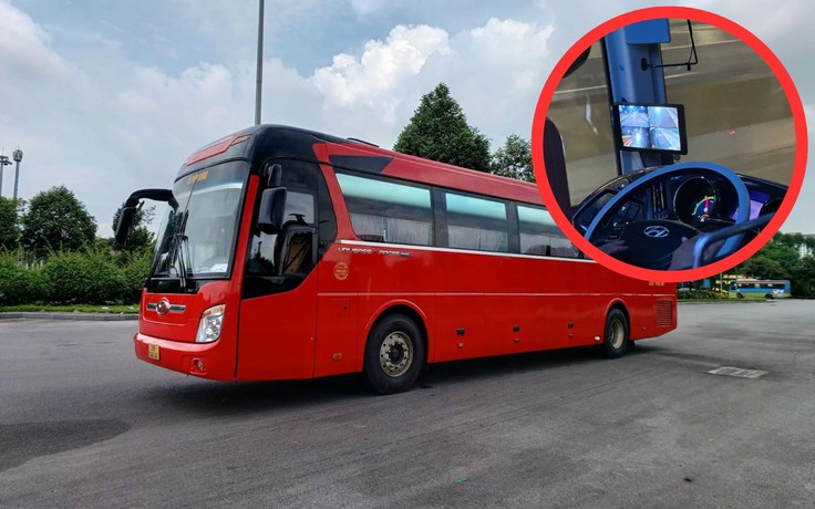 Vì sao nhiều xe khách trang bị camera 'xóa' điểm mù?